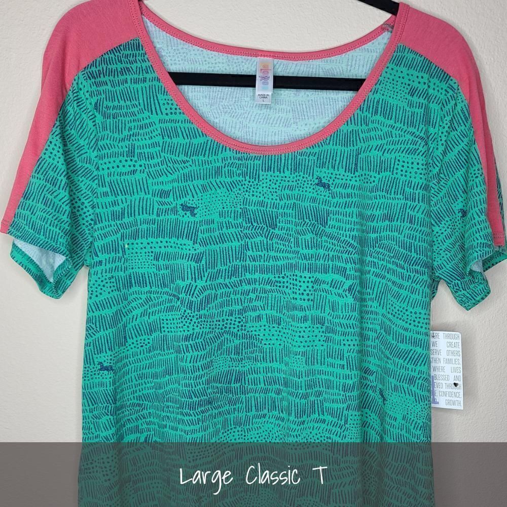 LuLaRoe Classic Tee Large Unicorn NEW